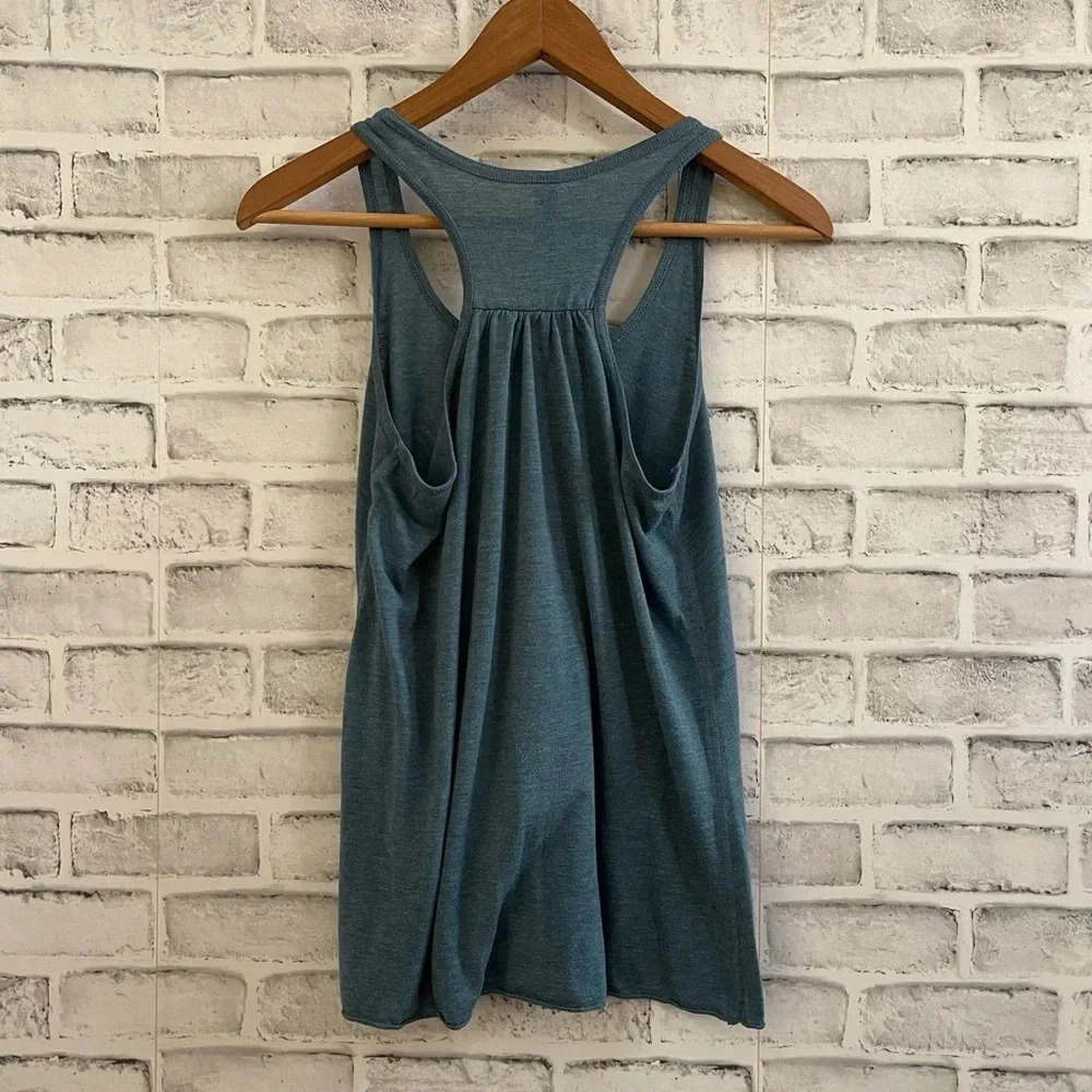 Women’s Magnolia blue racerback tank top Small - Picture 2 of 4